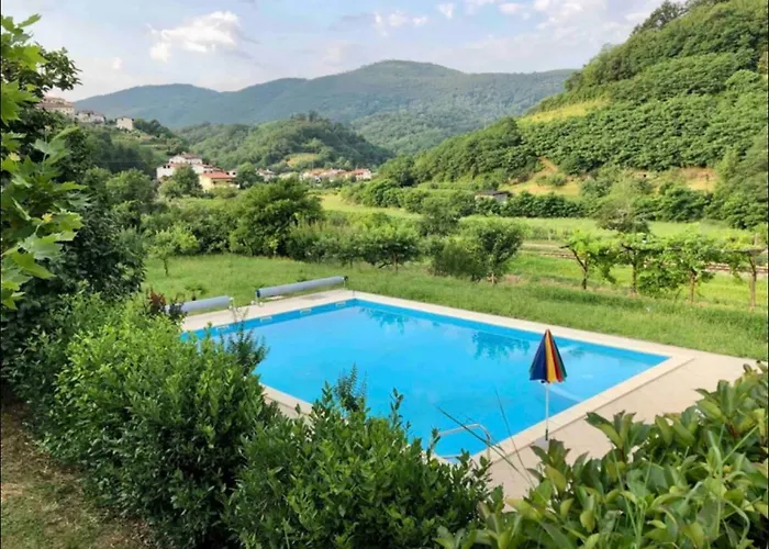 Nona, Flat 3 With Swimming Pool *